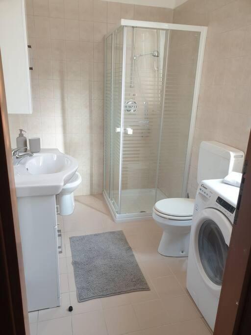 אודינה Piazza Garibaldi Eleganti Suite Con Sauna מראה חיצוני תמונה