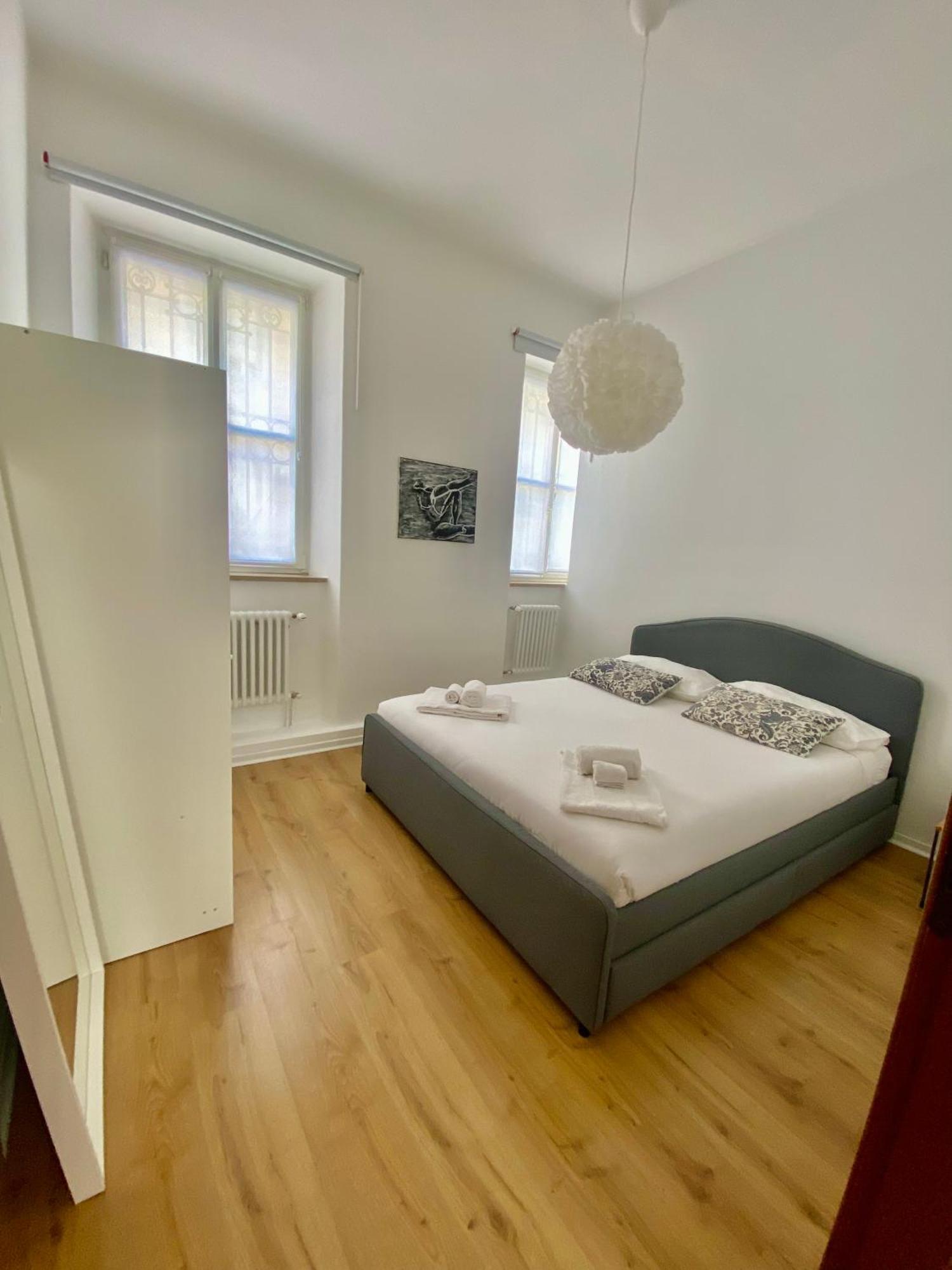 אודינה Piazza Garibaldi Eleganti Suite Con Sauna מראה חיצוני תמונה