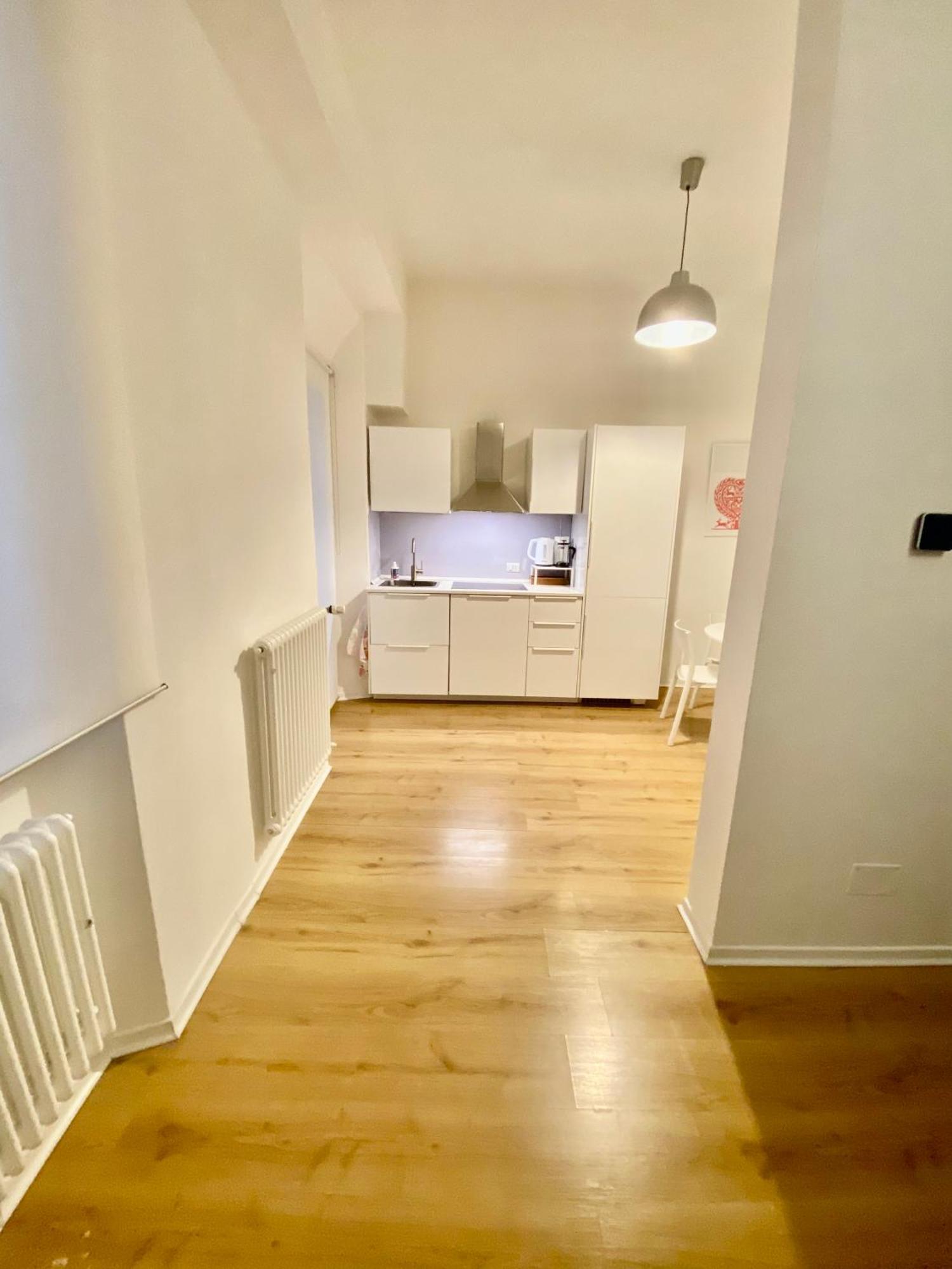 אודינה Piazza Garibaldi Eleganti Suite Con Sauna מראה חיצוני תמונה